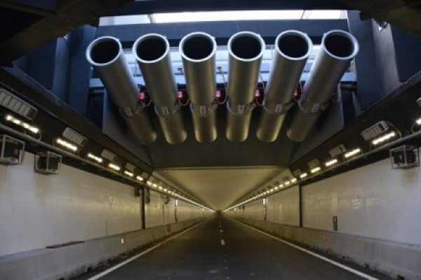 Renovatie Velsertunnel (2016-2017) - casco volledig gestript en weer opgebouwd volgens de landelijke tunnelstandaard; klaar voor de volgende 60 jaar (foto: Besix)